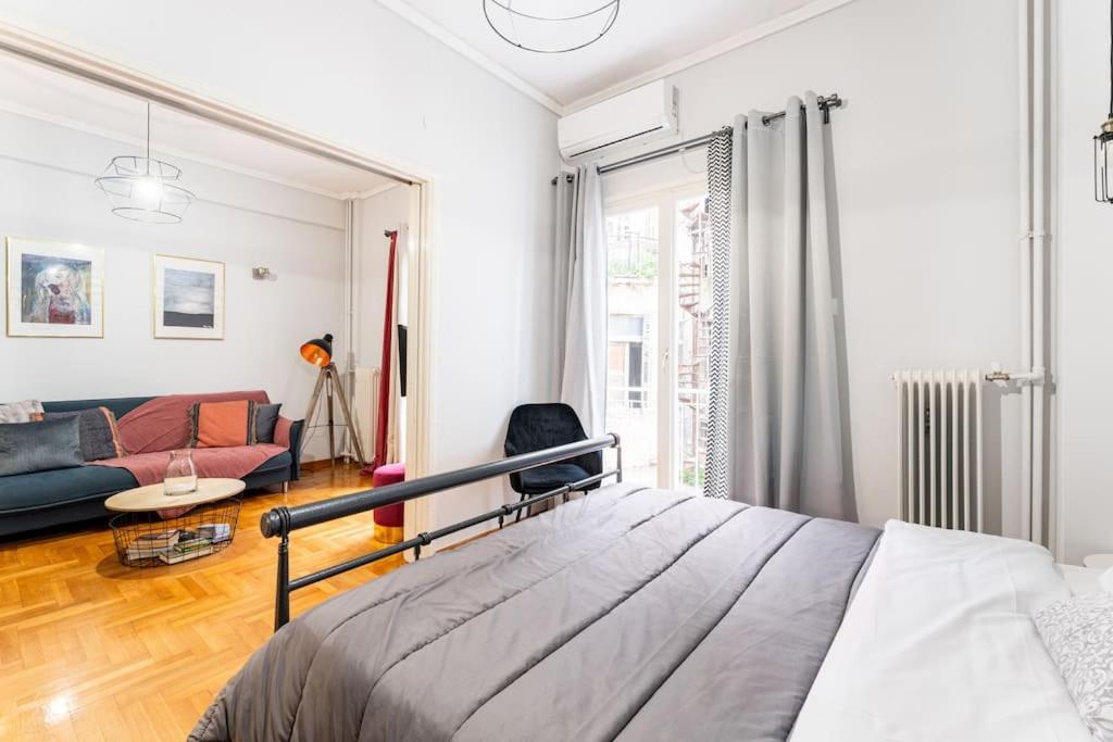 Downtown Cute Apt In The Heart Of Plaka アテネ エクステリア 写真